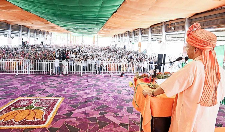 रोम की संस्कृति मानने वाले राम की संस्कृति का कर रहे अपमानः सीएम योगी
