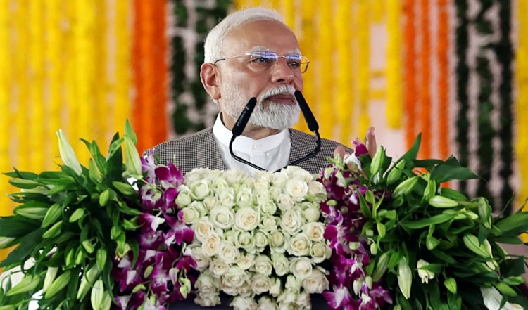 प्रधानमंत्री मोदी स्वच्छता अभियान में शामिल हुए, लोगों से इस मुहिम से जुड़ने की अपील की