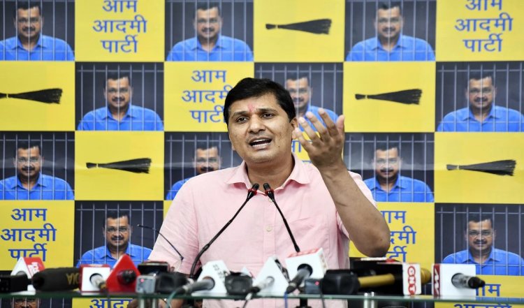 Delhi Doctor Murder: अस्पताल में डॉक्टर को गोली मारने पर AAP ने केंद्र सरकार को घेरा, LG को ठहराया जिम्मेदार
