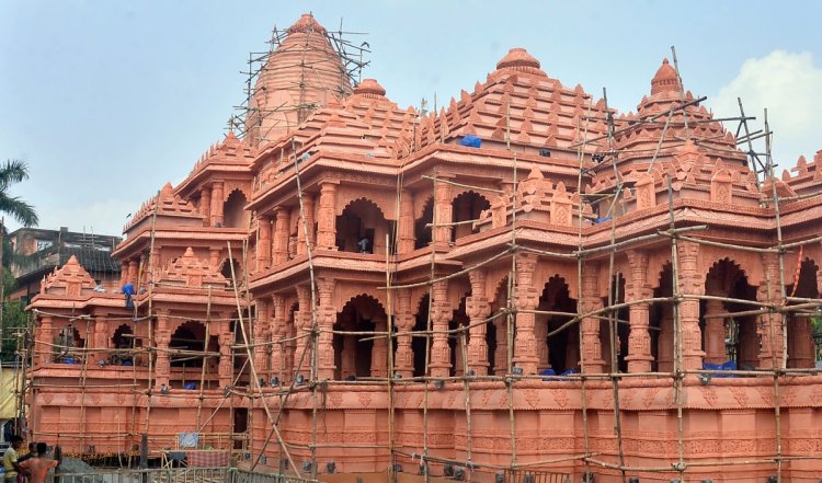 Ayodhya: राम मंदिर के मुख्य शिखर का निर्माण कार्य हुआ शुरू, नृपेंद्र मिश्रा ने बड़ी जानकारी