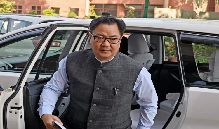 Kiren Rijiju ने Rahul Gandhi पर 'एबीसीडी' कटाक्ष करते हुए मुसलमानों को दी चेतावनी