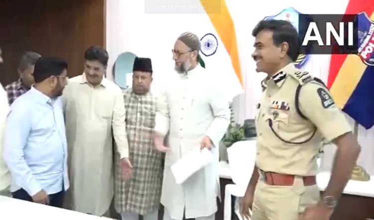 Yati Narsinghanand Controversy: हैदराबाद पुलिस कमिश्नर से मिले ओवैसी, कहा- सिर्फ केस दर्ज न हो...