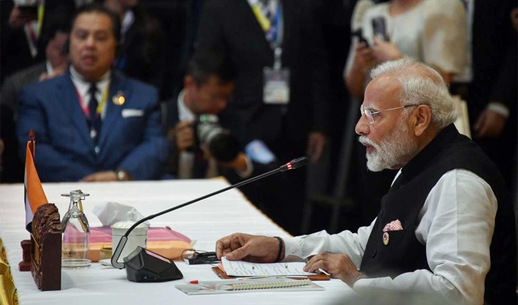बख्शते नहीं हैं Modi, East Asia Summit में PM ने China को जो खरी खरी सुनाई है उससे ड्रैगन को मिर्ची लगना पक्का है