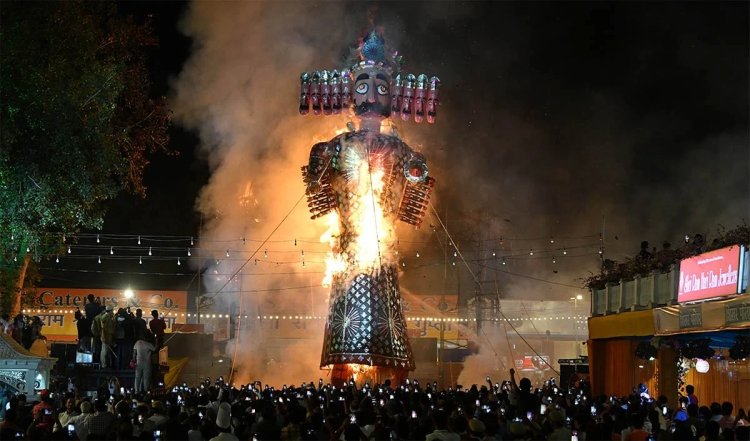 Dussehra 2024: देशभर में विजयादशमी की धूम, राष्ट्रपति और प्रधानमंत्री ने देशवासियों को दी शुभकामनाएं