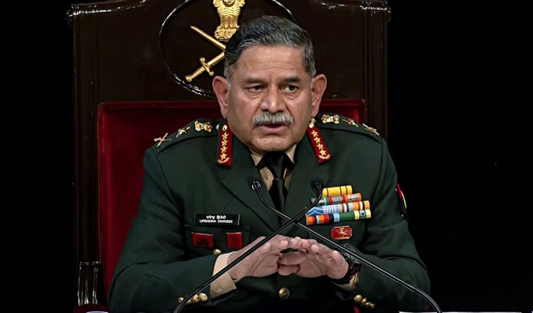 भारतीय सेना प्रमुख जनरल द्विवेदी श्रीनगर का दौरा, पाकिस्तान ने LoC पर की फायरिंग, भारत ने दी जवाबी कार्रवाई